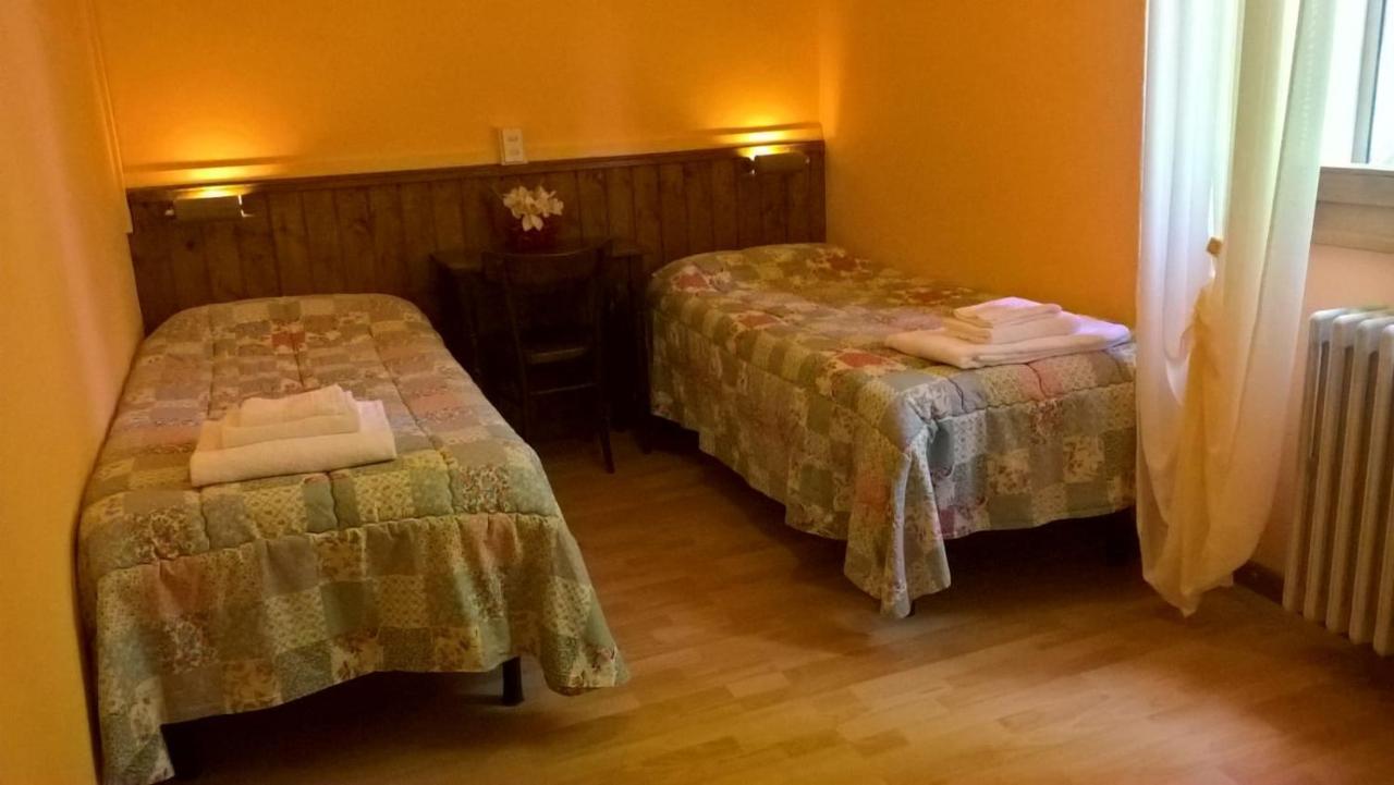 Capanna C.A.O. Hotel บรูนาเต ภายนอก รูปภาพ